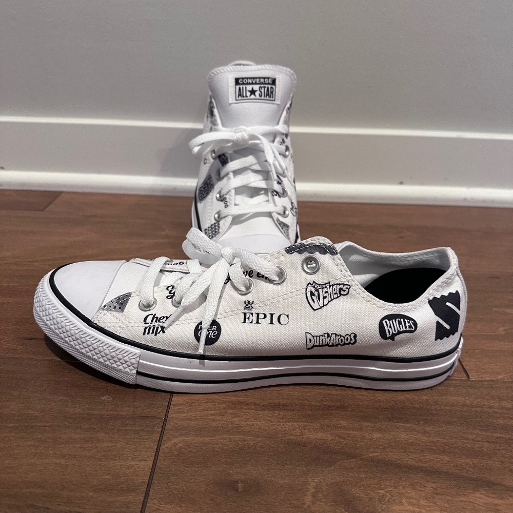 NWOT Converse custom all stars | fruit roll ups | fruit by the foot